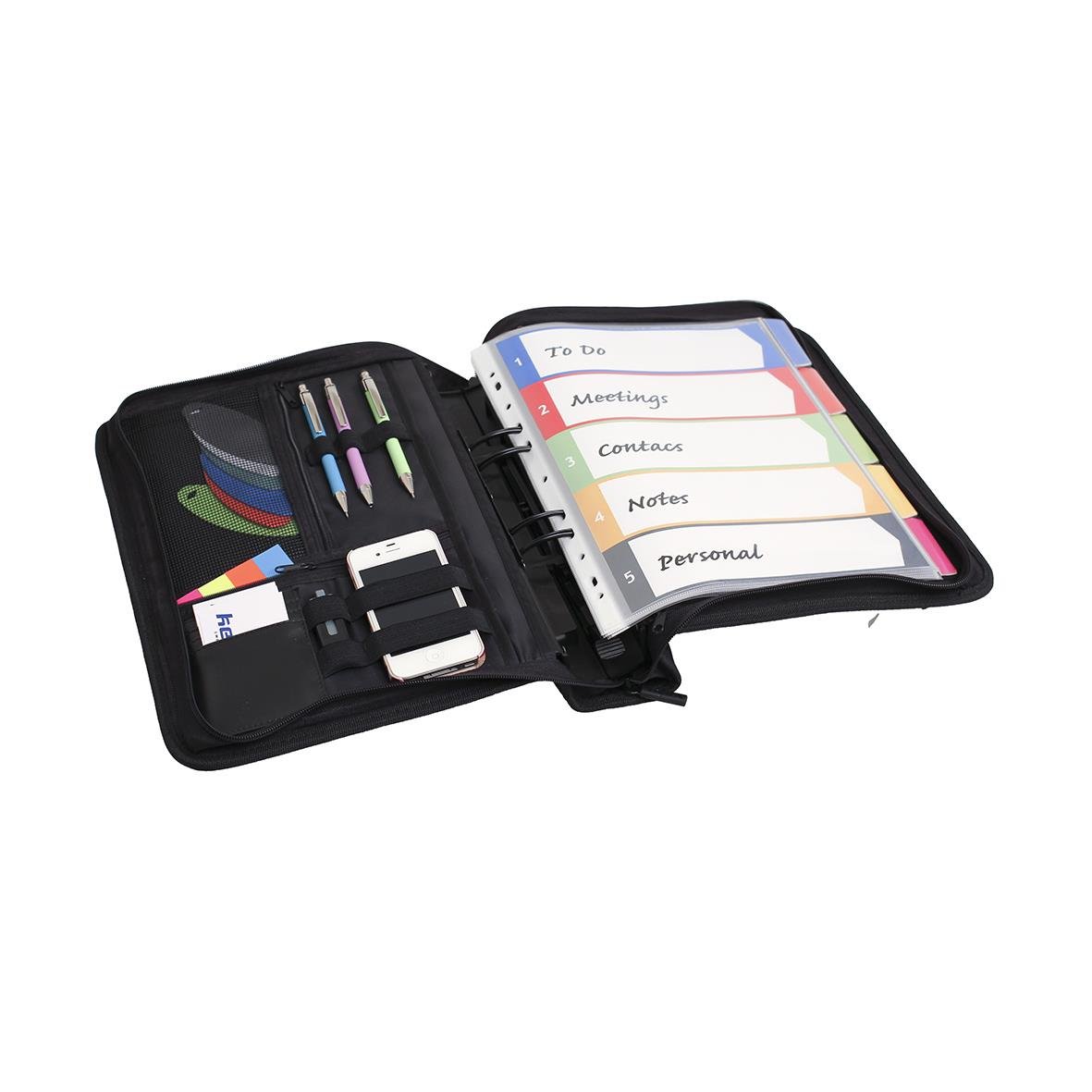 Svart pärmväska för mötesanteckningar med pennor och kortfack, A4+ storlek