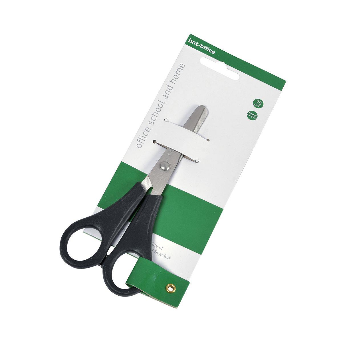 Svart sax med 7 cm blad i förpackning