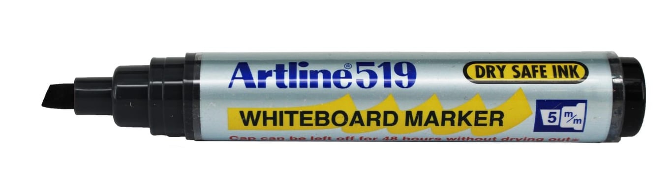 Svart snedskuren whiteboardpenna Artline 519 med 2-5mm spets och torrtålig bläck