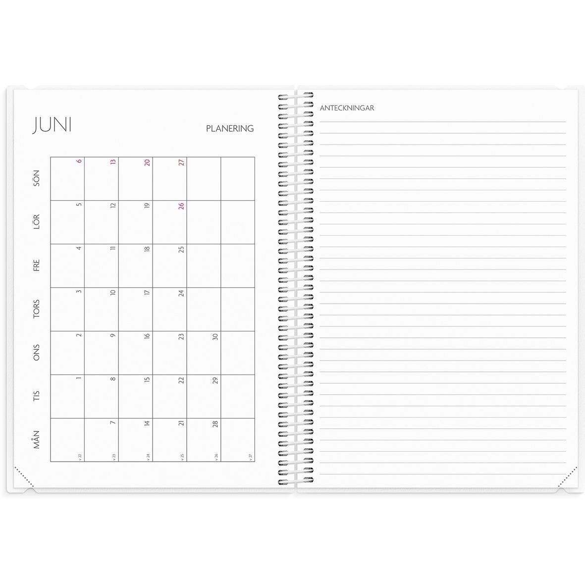 Lärarkalender för klasslärare 2025-26 i A5-format med scheman och veckoplaneringar för skolåret