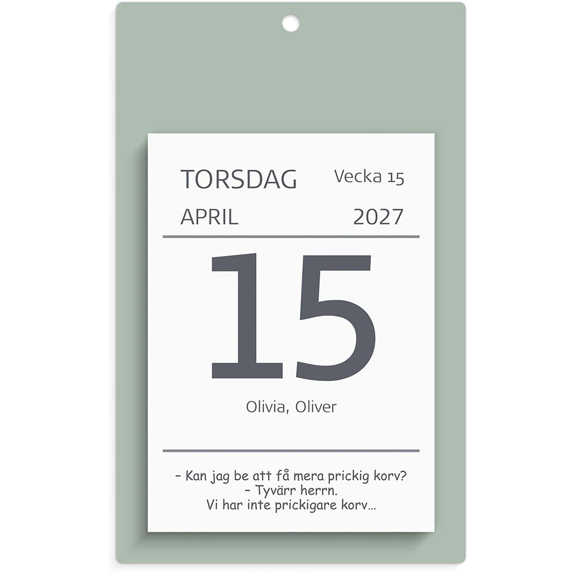 Väggkalender för mars 2026 med dagblock och humor, visar onsdag den 11:e, med namn och ett skämt.