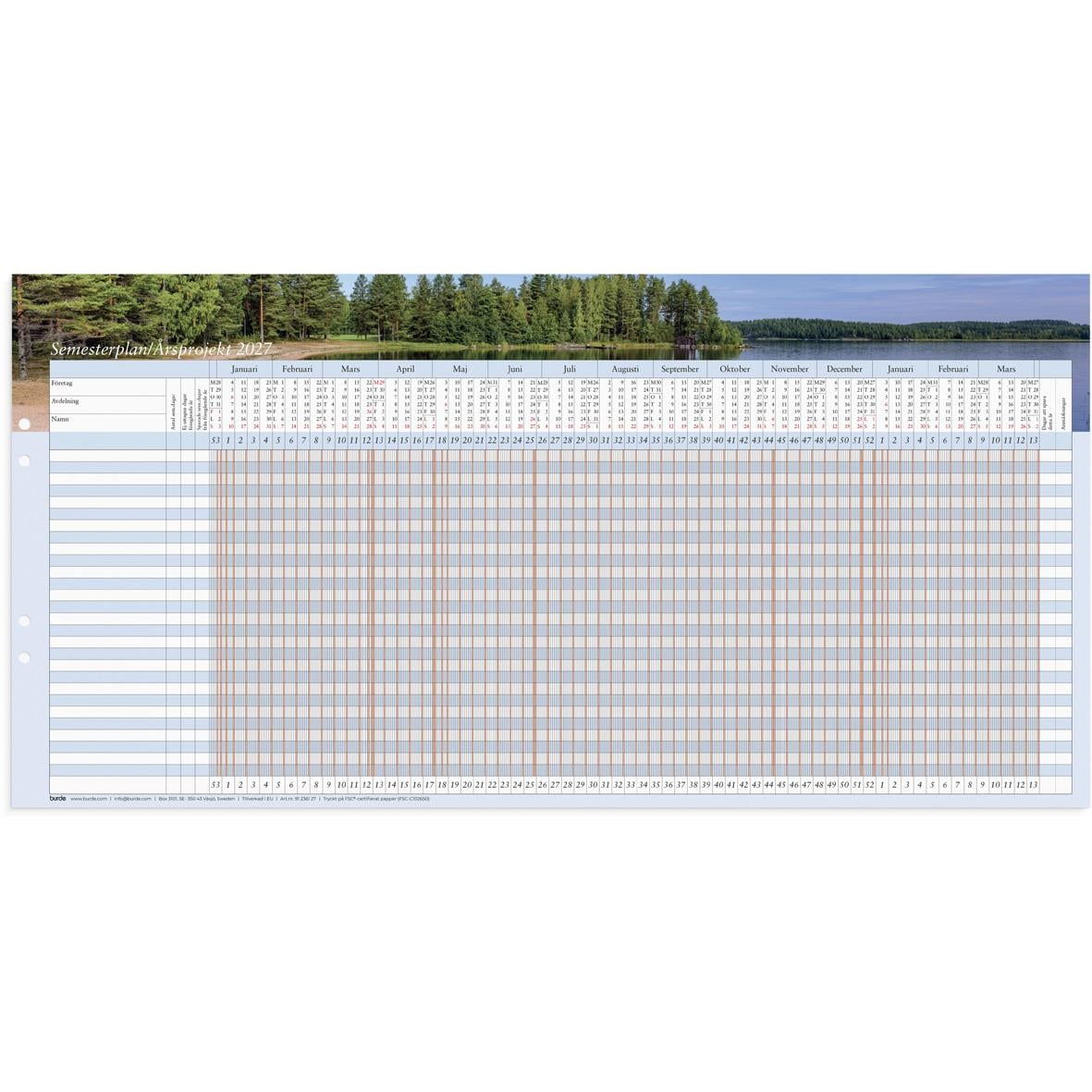 Planeringsblad för semester 2026 i en almanacka med en bild av en sjö och träd i bakgrunden