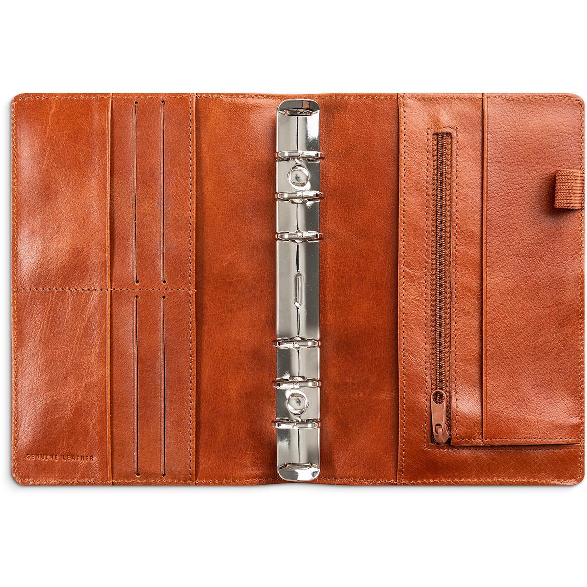 Systemkalender Burde 4679 Regent Skinn 2026 Brun öppnad med fack och ringbindare