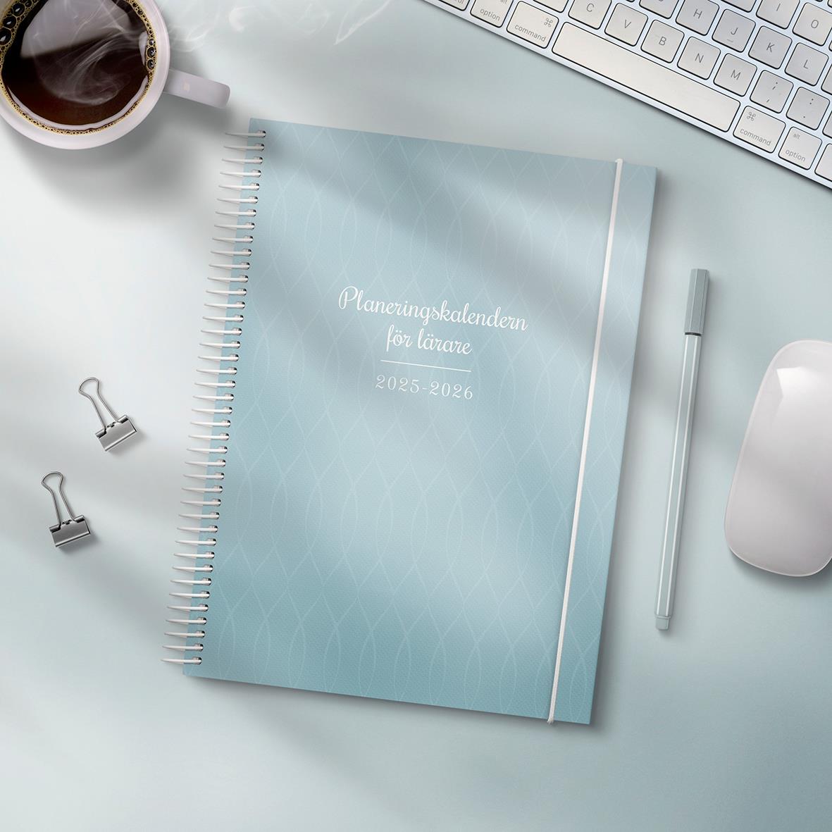 Planeringskalender för lärare 2021-2026 i A5-format med spiralbindning och elastisk band