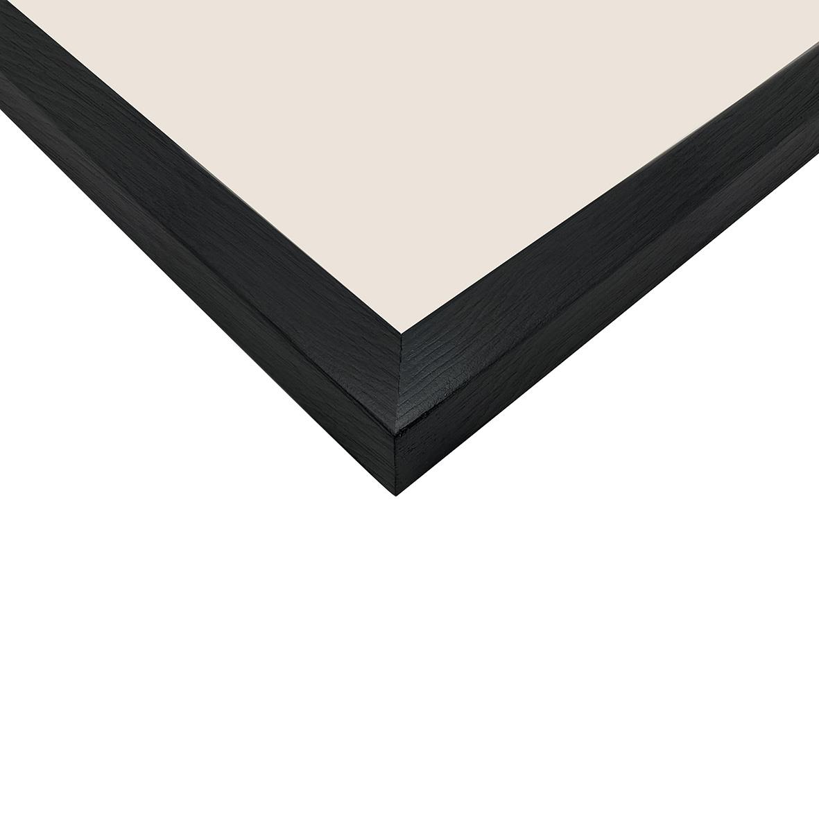 Svart fotoram i trä med glas, 21x29,7 cm