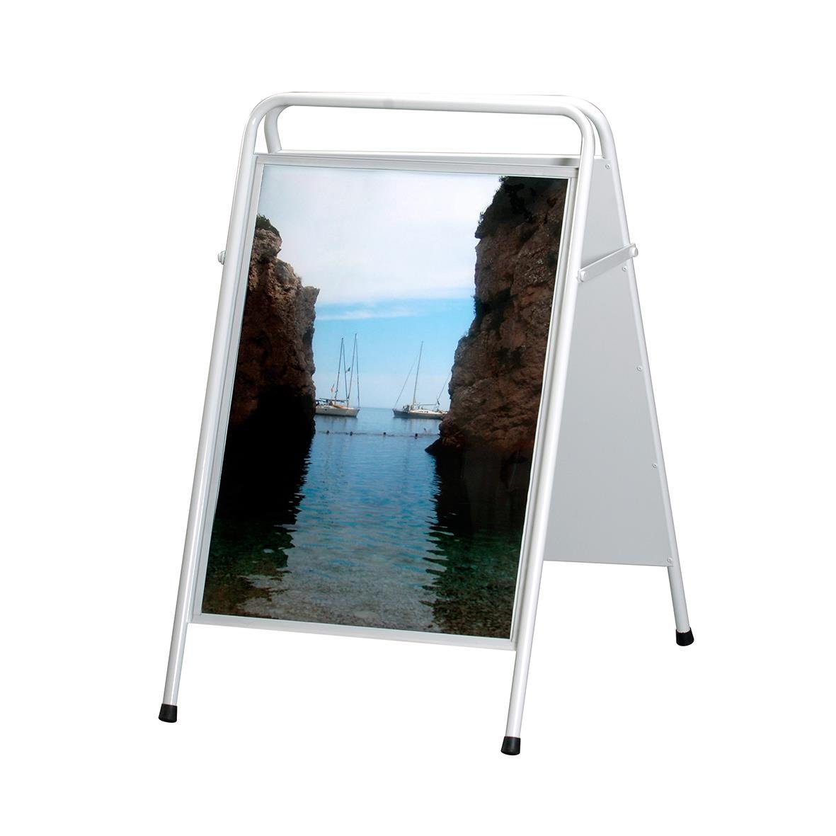 Gatuställ skylt vit 70x100cm med bild av hav och båtar