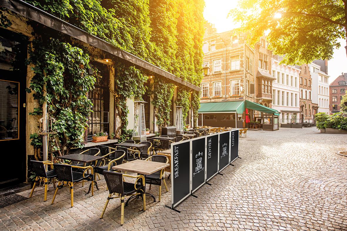 Multiboard säkerhet påbyggnadsbar rostfritt stål 52x106cm med skrivyta utomhus i stadsmiljö