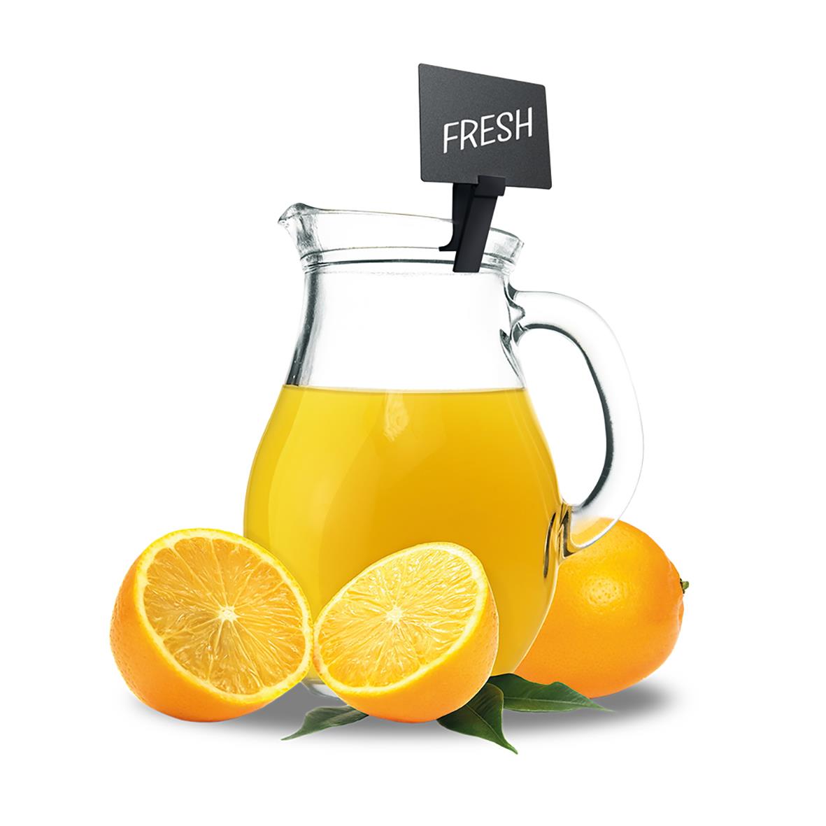 Svart griffelskylt med skyltclips för skyltar, med citroner och en kanna juice