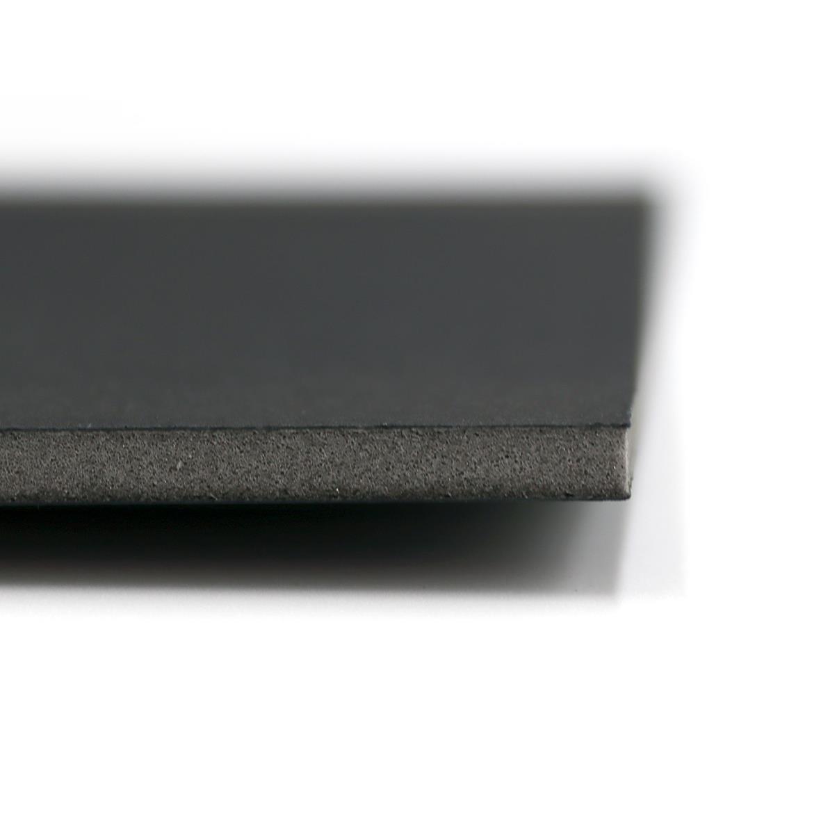 Svart kapaskiva 5mm tjock, 50x70cm