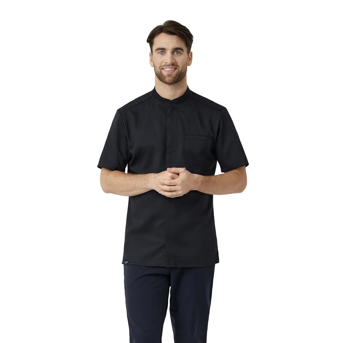 Man i svart kockjacka Kentaur 25284 i storlek XS står mot vit bakgrund