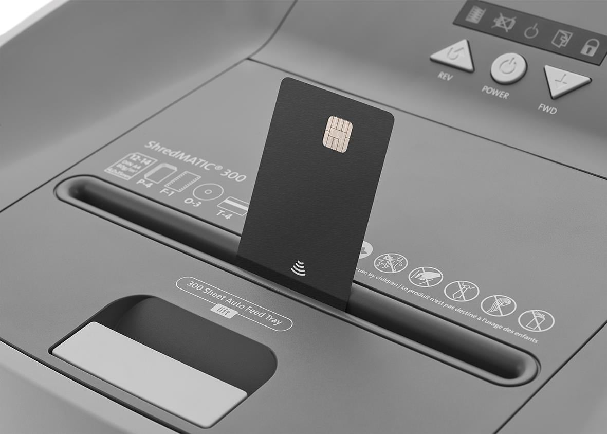 Dahle ShredMatic 300 P4 dokumentförstörare med kortläsare och kontrollpanel