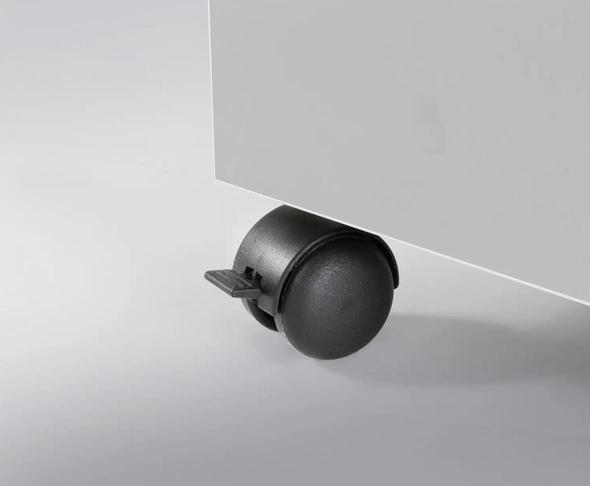 Dahle Team 406 P4 dokumentförstörare med hjul under skrivbordet