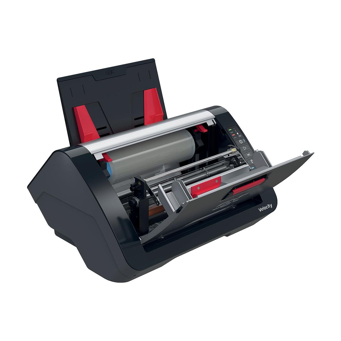 Lamineringsmaskin GBC Velocity Automatisk A4 med öppnad lock och lamineringstank