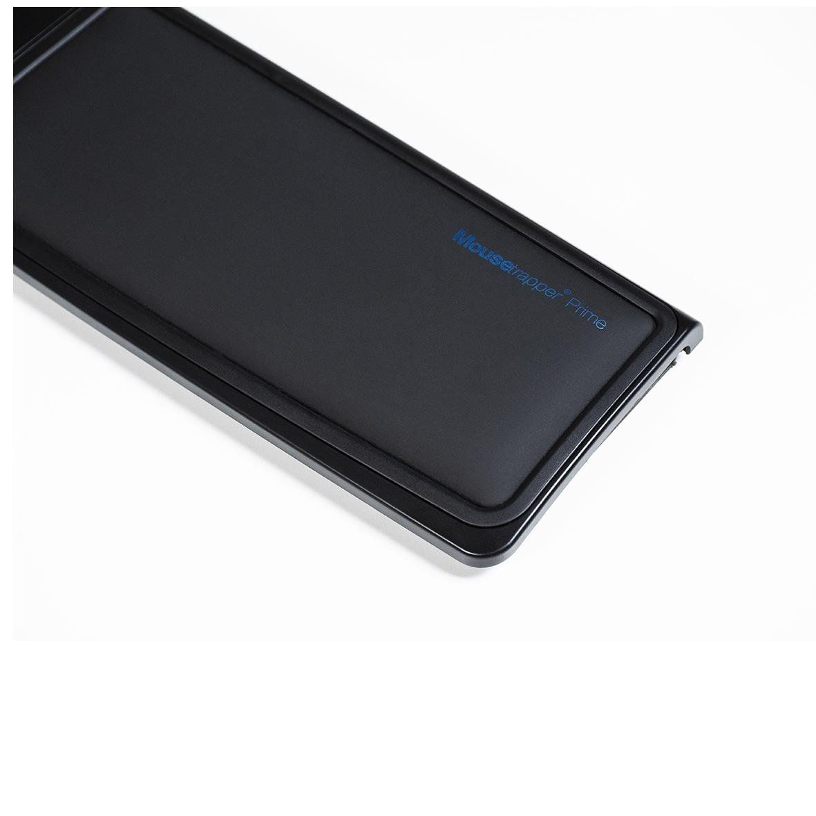 Trådlös ergonomisk mus Mousetrapper Prime på vit bakgrund