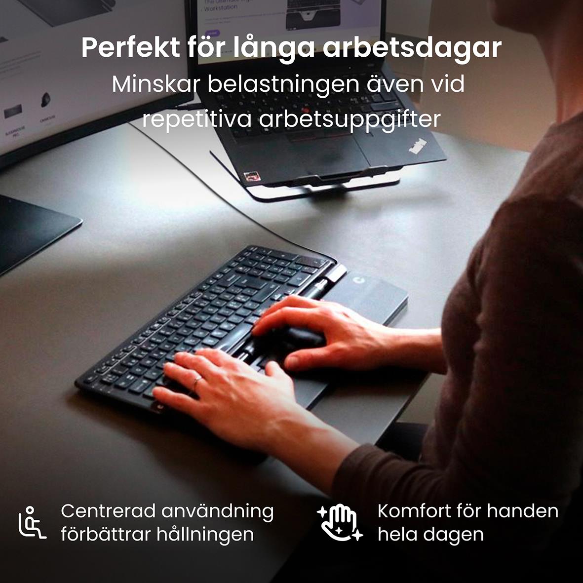 Person använder ergonomisk mus och tangentbord på skrivbord, text om långarbetspass och komfort för handen