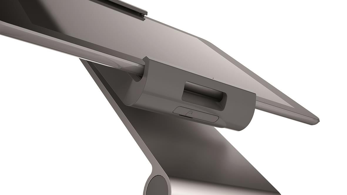 Bordsställ för surfplatta i hållbar design, placerad på ett bord för enkel åtkomst och användning