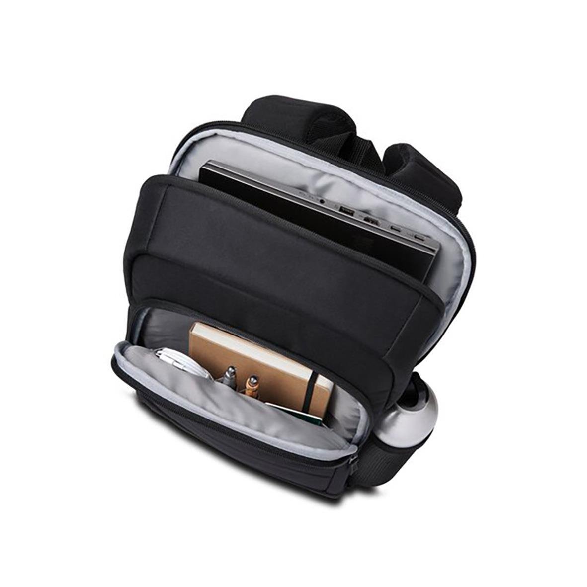 Svart Kensington EQ 16-tums ryggsäck med flera fack och laptopfack