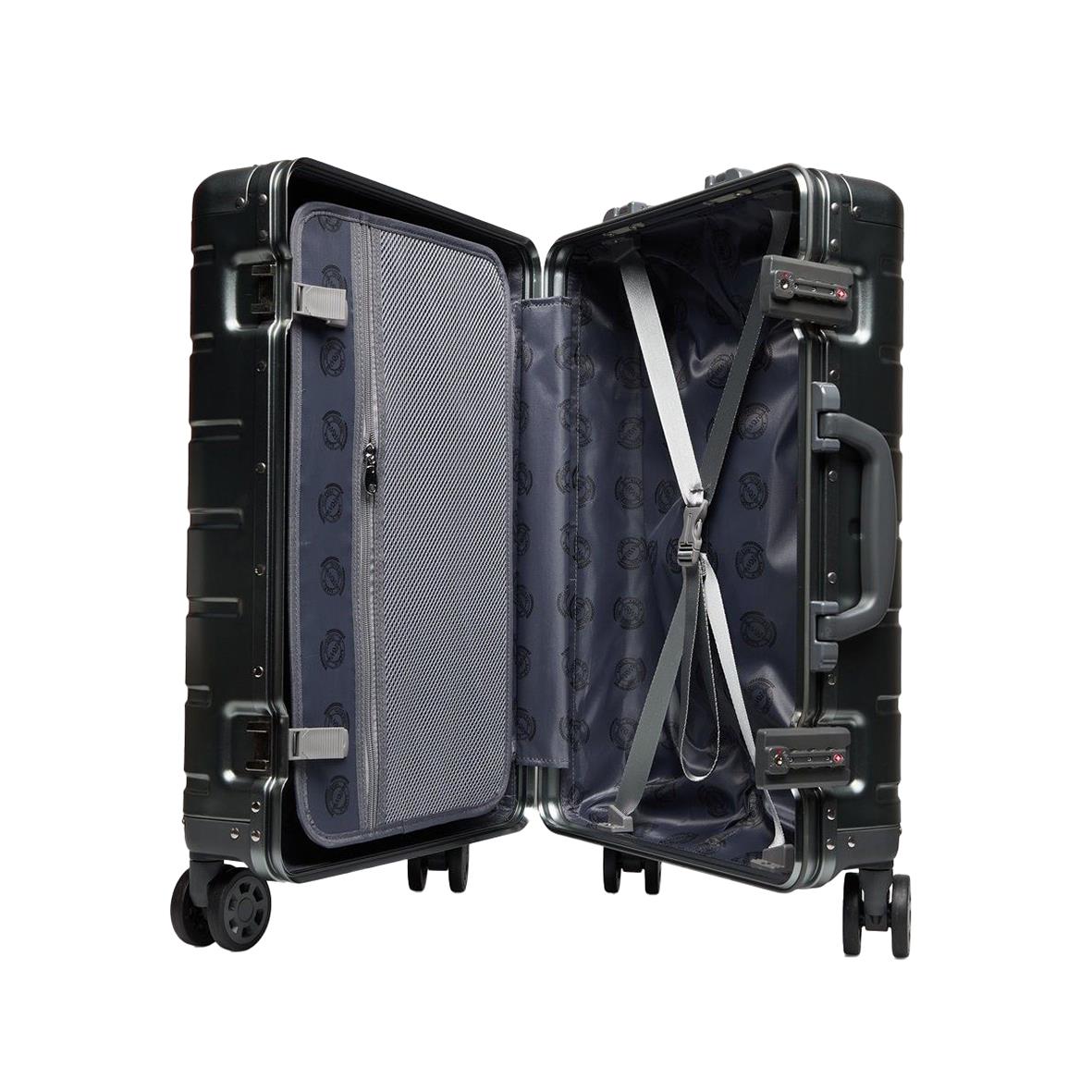 Resväska RW Trawel Aluminium 24 tum i silver med öppet lock och inre fack