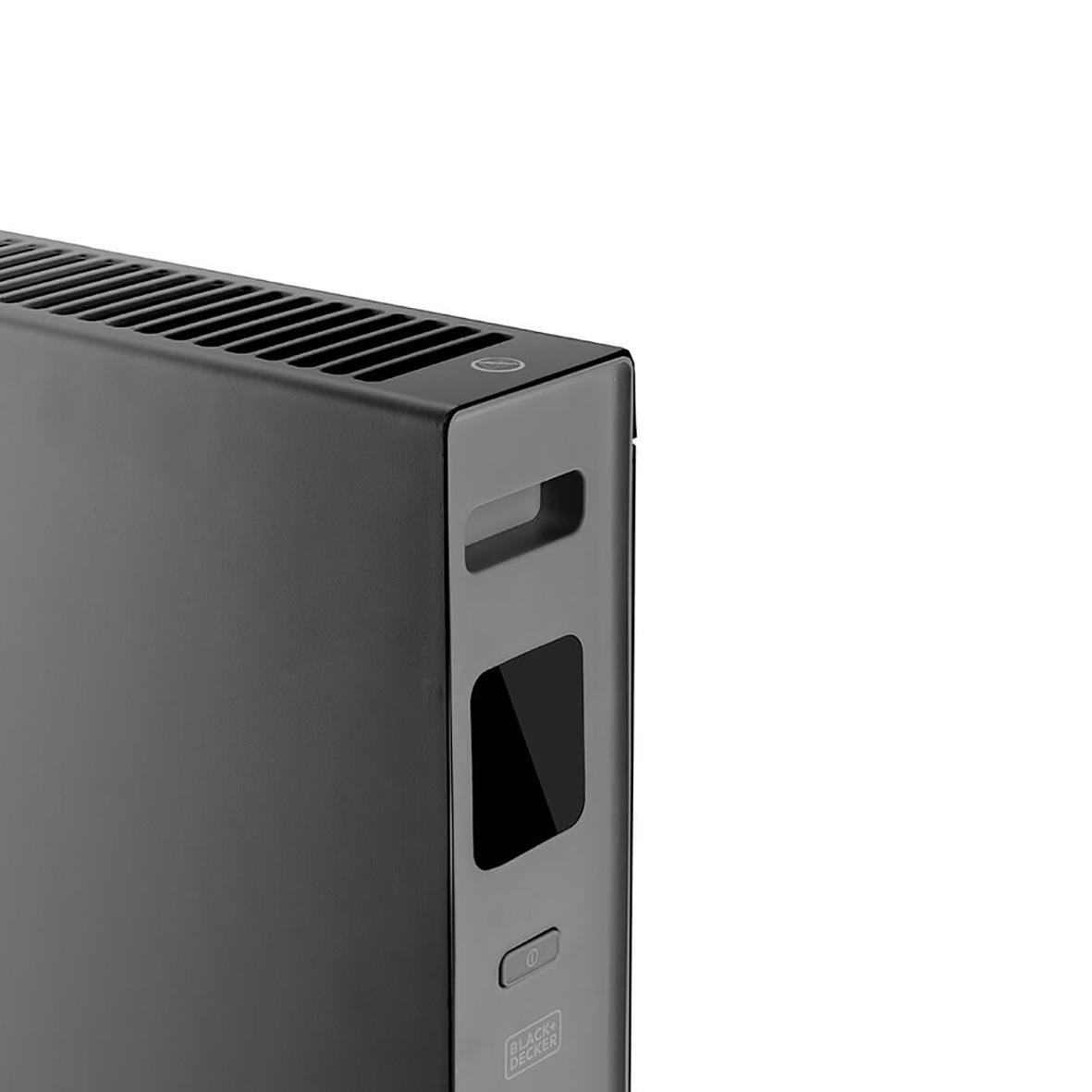 Svart Black+Decker digital konvektorelement med 2000W och justerbar termostat