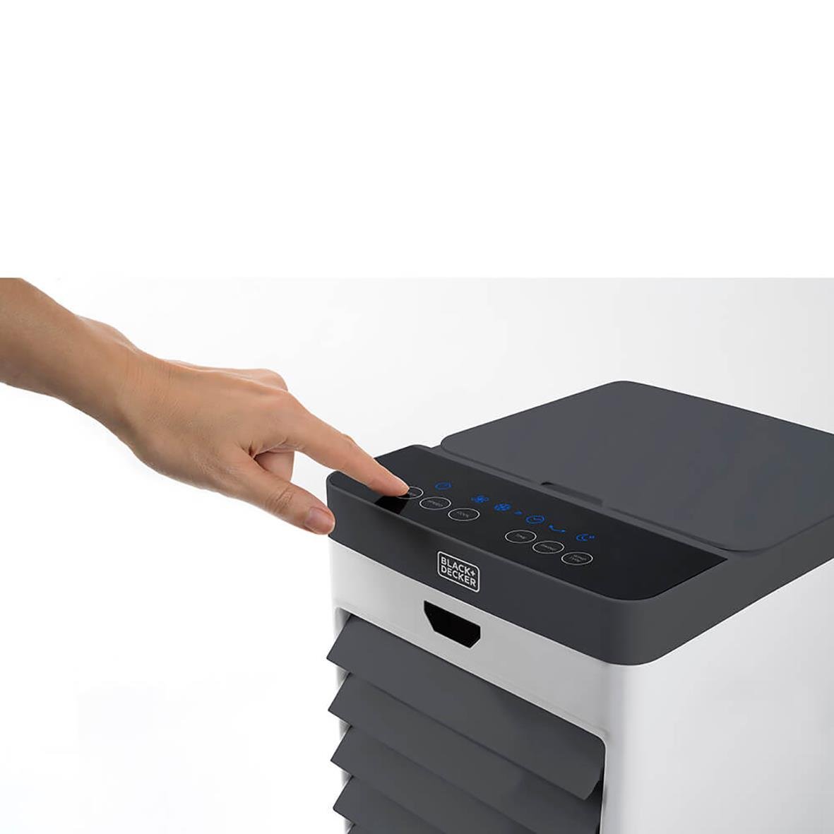 Vit Black+Decker luftkylare BXAC50x med touchkontroller