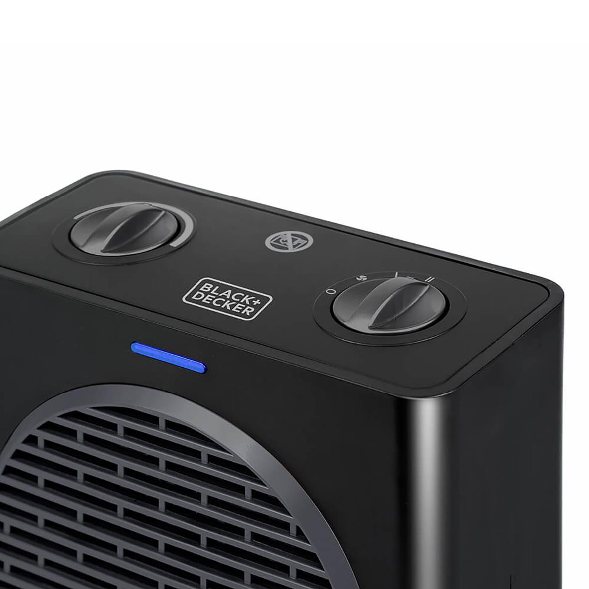 Keramisk värmefläkt Black+Decker i svart med justerbara inställningar och luftgaller
