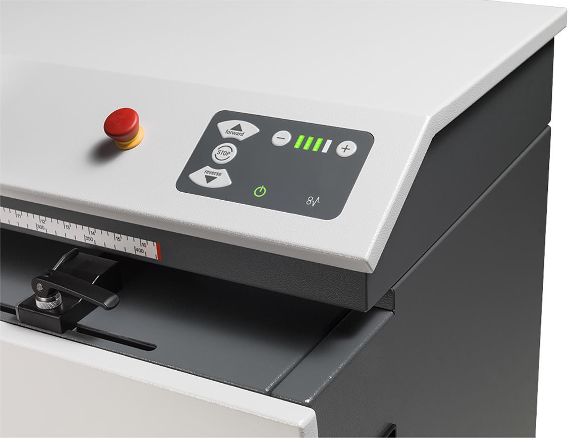 Förpackningsmaskin Profipack P425 med kontrollpanel och startknapp