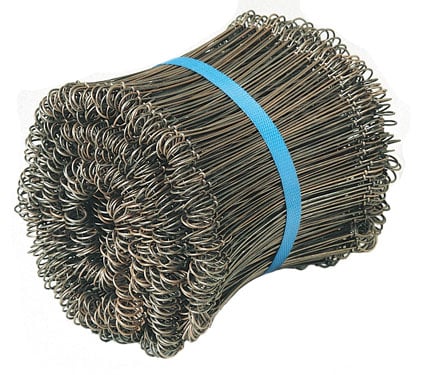 Säckbindningstråd av galvaniserat stål, 250mm, bunt med många ringar bundna med blå band