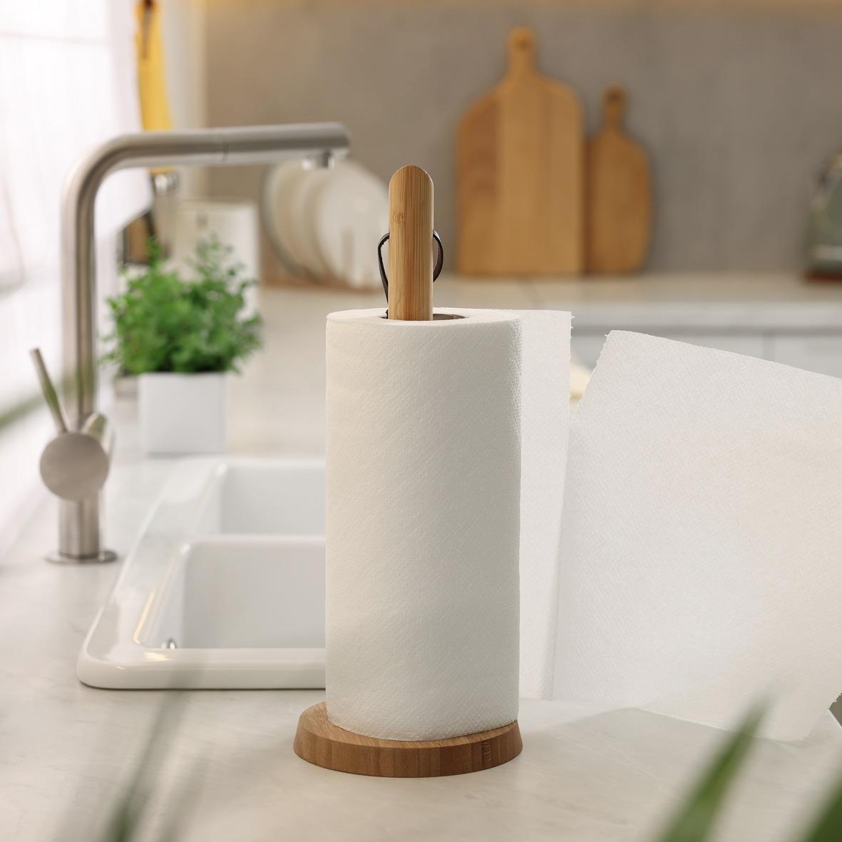 Hushållspapper Katrin 360 1-lg Vit 100m på hållare i köket