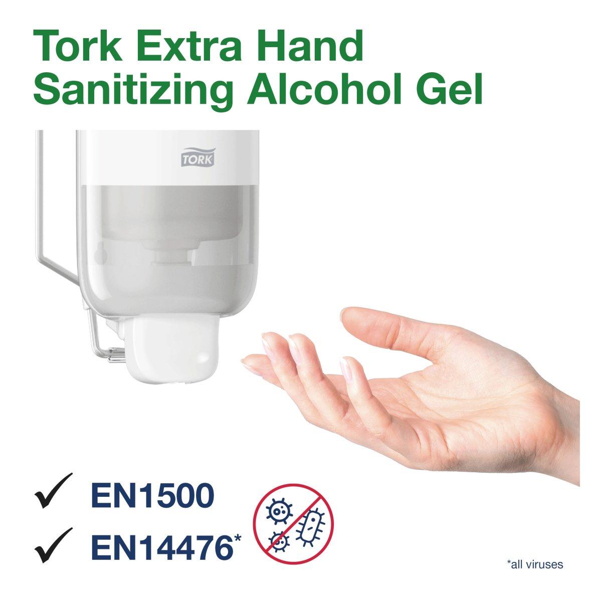 Handdesinfektionsautomat Tork Extra Hand Sanitizing Alcohol Gel 85 1L med hand som applicerar gel