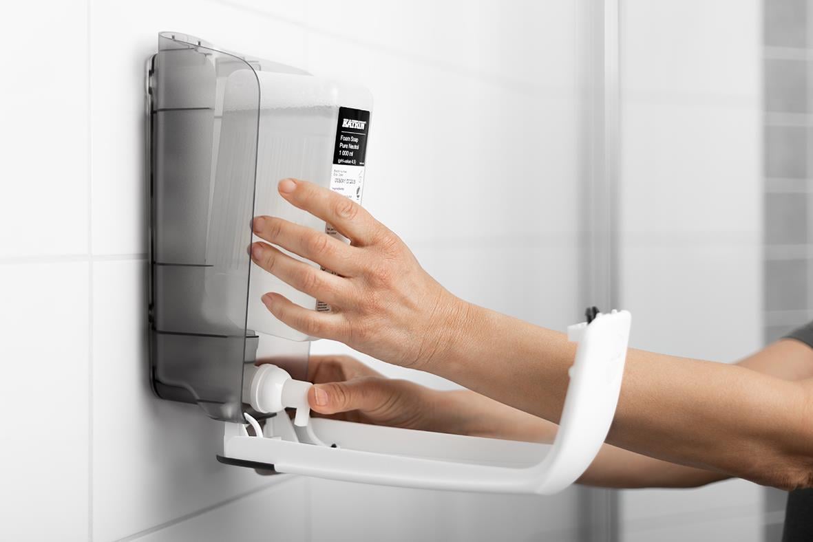 " använder Katrin tvål dispenser i rostfritt stål på vägg, 1000 ml"