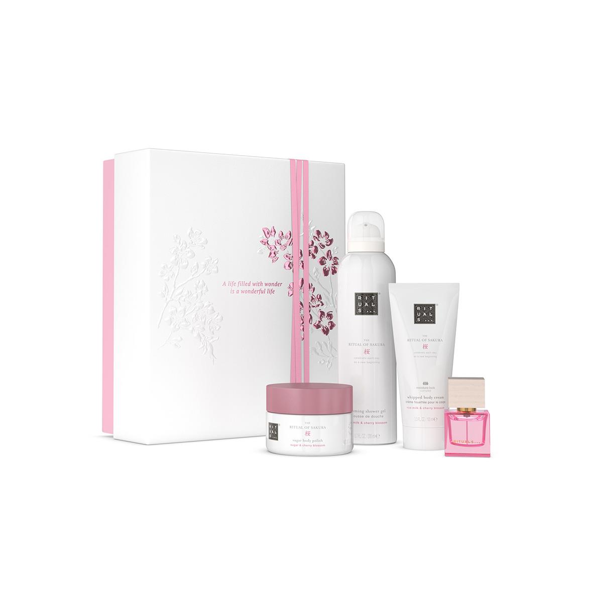 Gåvoset Rituals of Sakura Medium 2026 med rosa och vita hudvårdsprodukter i presentförpackning