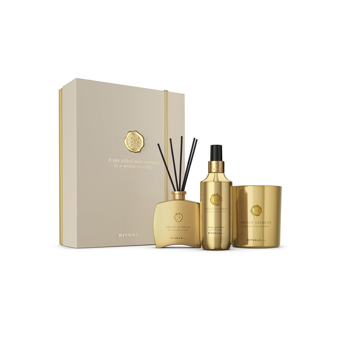Gåvoset Rituals Private Collection Sweet Jasmine med doftljus, spray och diffuser i guldfärgad förpackning