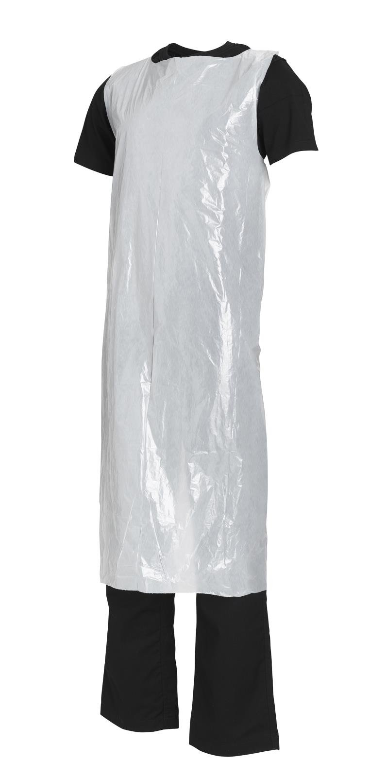 Engångsförkläde i vitt PE på rulle, bärs över svart t-shirt och byxor