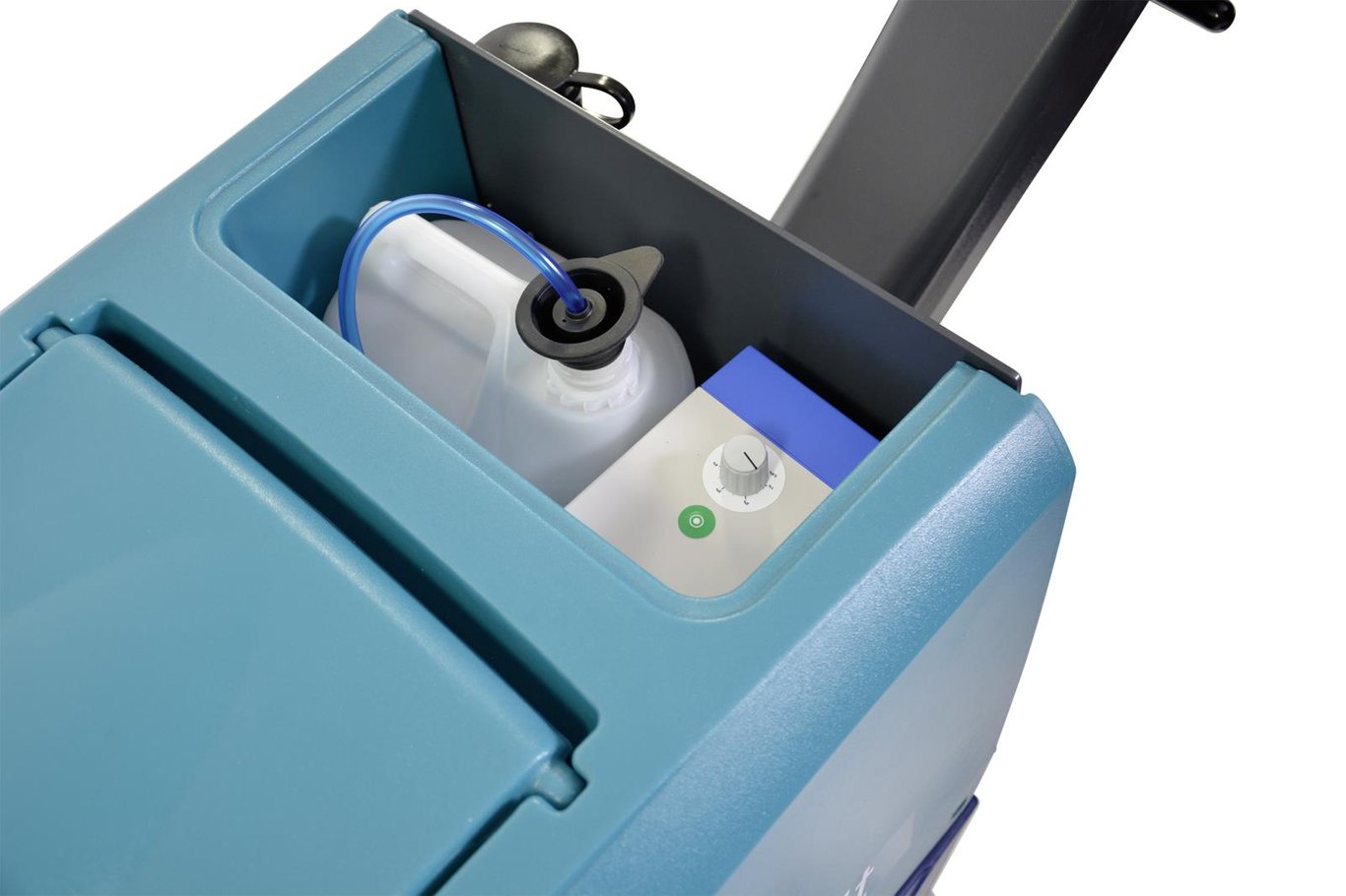 Kombiskurmaskin Wetrok Esprit Dosing med blå behållare och kontrollpanel