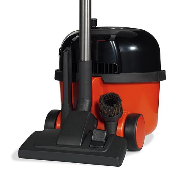 Dammsugare Henry Röd, svart och orange färgad dammsugare med handtag och hjul