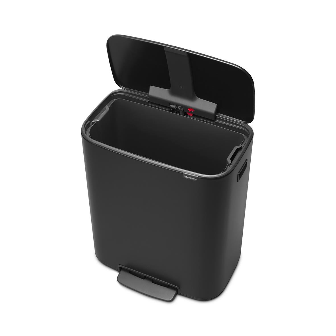 Svart pedalhink Brabantia Bo Matt 60L med öppet lock