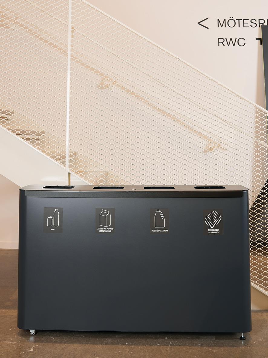 Sorteringskärl Star Station 4x60l i grå/svart med fyra fack för återvinning