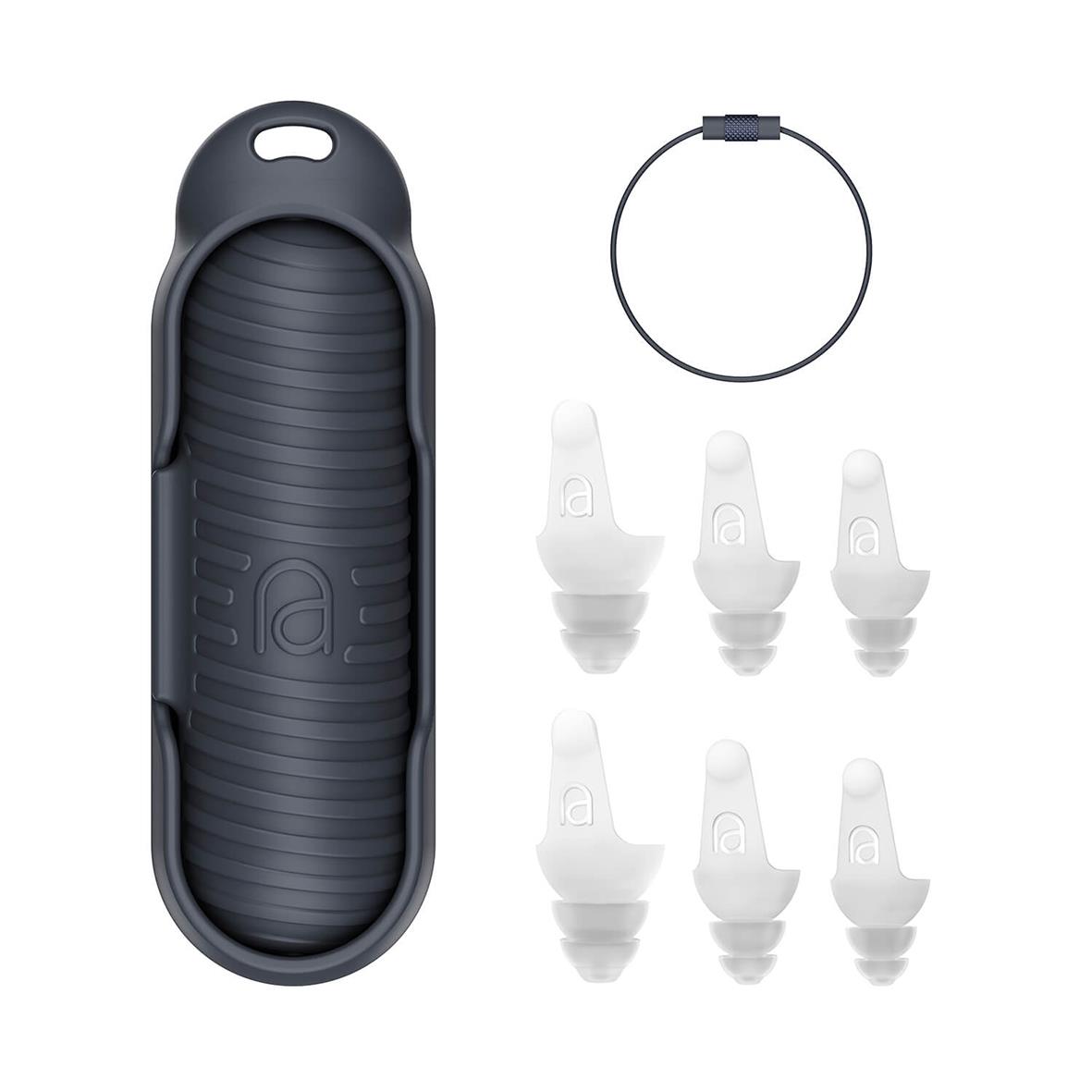 Hörselskydd i svart fodral med sex vita öronproppar och en tunn svart nackkabel