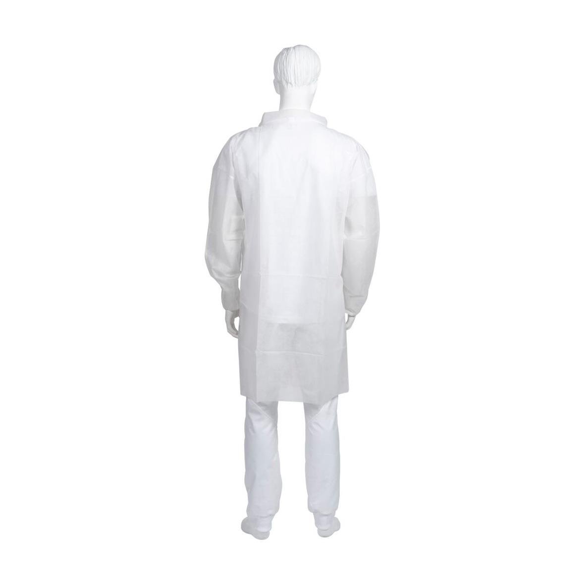 Person i helt vitt skyddskläder sett bakifrån