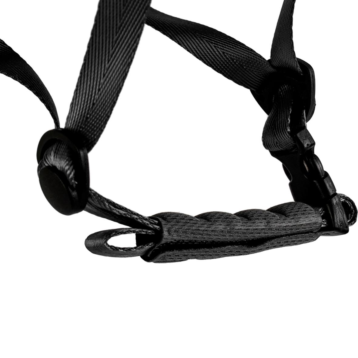 Klätterhjälm Quasar Röd med svart justerbart spänne och remmar