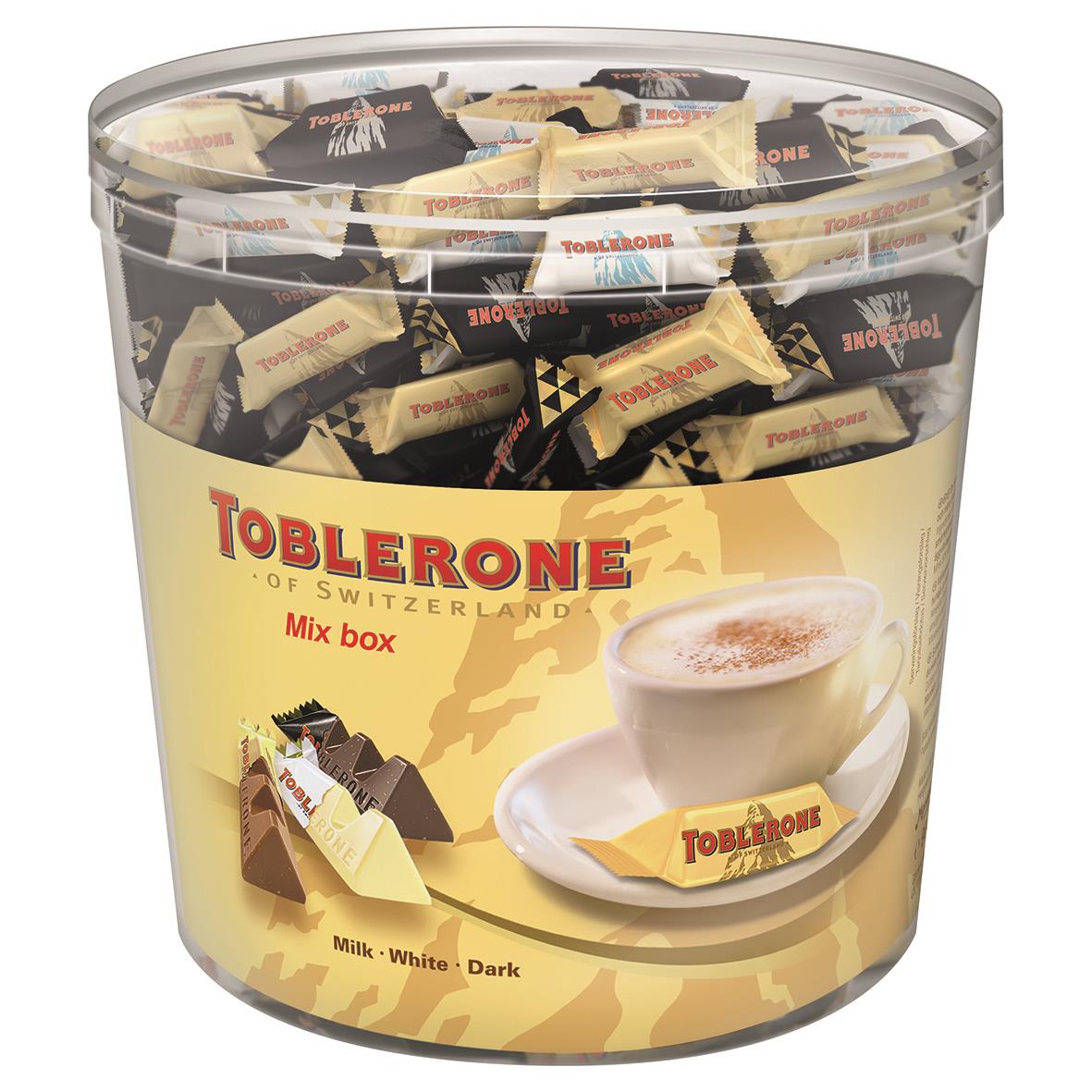 Stor burk med Toblerone choklad i olika smaker, inklusive mjölk, vit och mörk choklad