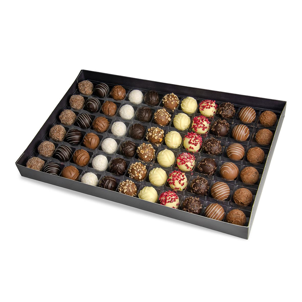 Presentask med 850g chokladtryfflar i olika smaker och dekorationer