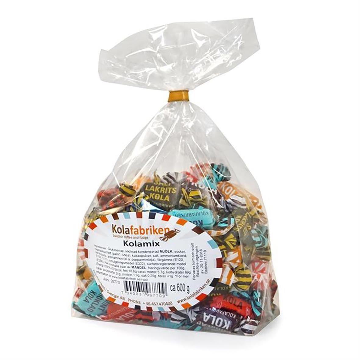 Påse med 600g godis Kolafabriken Kolamix i olika färgglada förpackningar