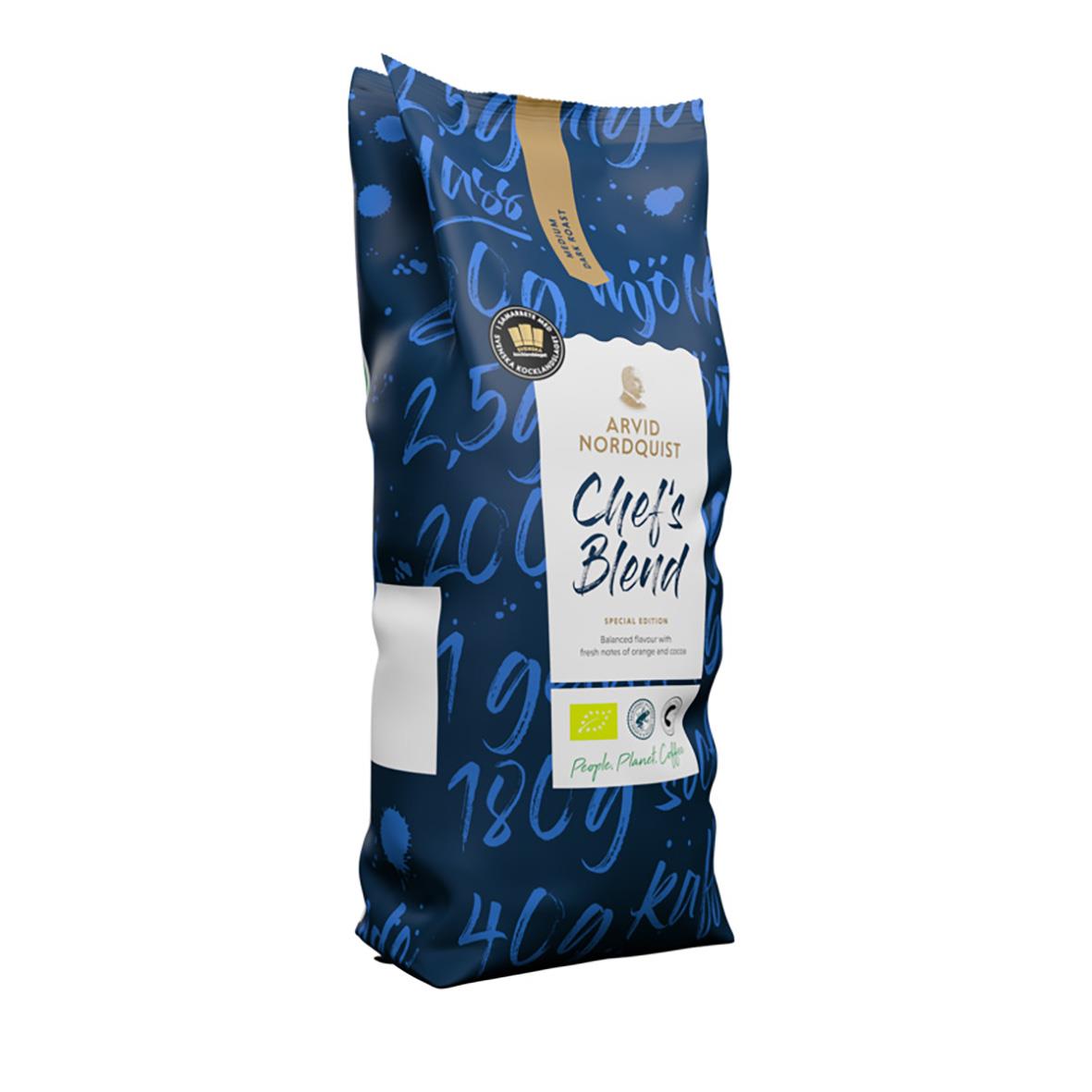 Förpackning av Arvid Nordquist Chef's Blend hela kaffebönor 1000g i blått och vitt design