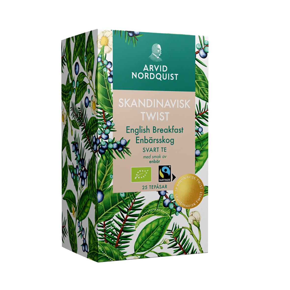 Förpackning av Arvid Nordquist Skandinavisk Twist English Breakfast Enbärsskog svart te med gröna blad och blå bär