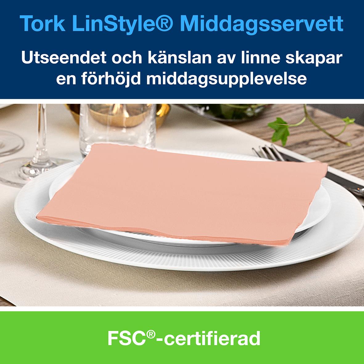 Ljus korallfärgad servett Tork LinStyle Middagsservett 39x39cm på tallrik