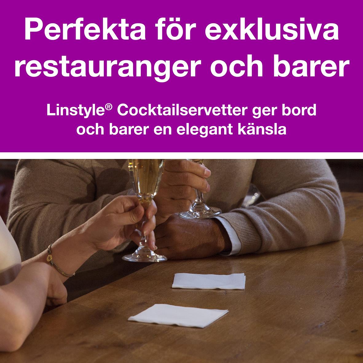 Två personer som skålar med champagneglas, servett på bordet, marknadsföring för servetter för exklusiva restauranger och barer