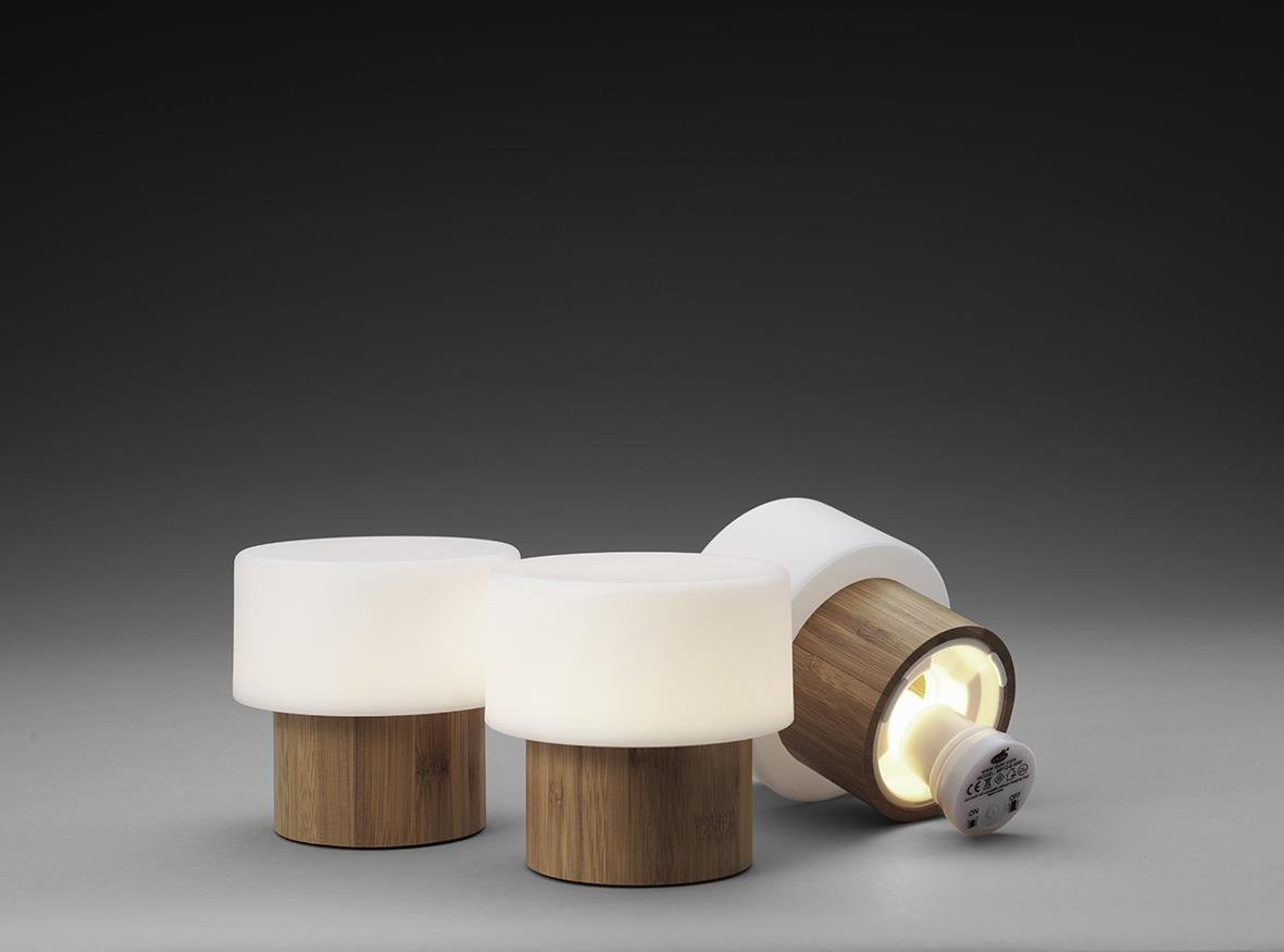 LED-ljushållare Duni Sister i bambu med vit topp, 110x110mm