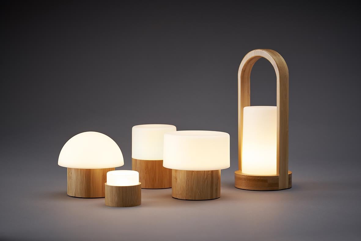 LED-ljushållare i bambu med olika storlekar och design, inklusive en lykta