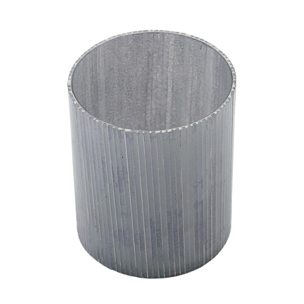 Ljushållare House Doctor Mirr Frostgrå Ø10x12,5cm i metall med ribbad yta